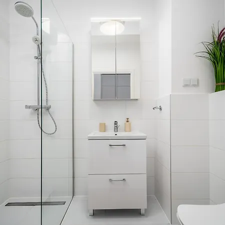 Modern Centrum Browary Warszawskie * Βαρσοβία