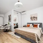 Modern Centrum Browary Warszawskie Apartman Varsó