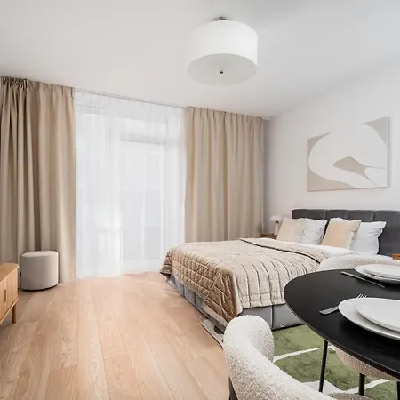 Modern Centrum Browary Warszawskie Apartman Varsó